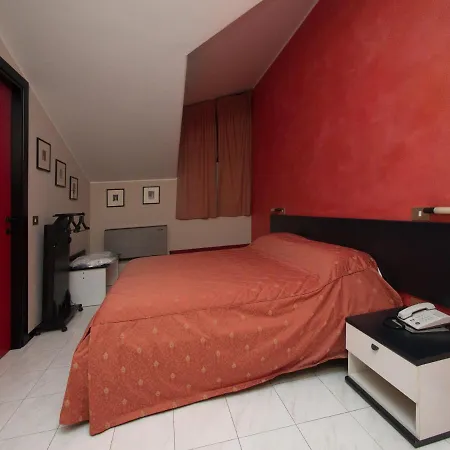 Otel Versailles