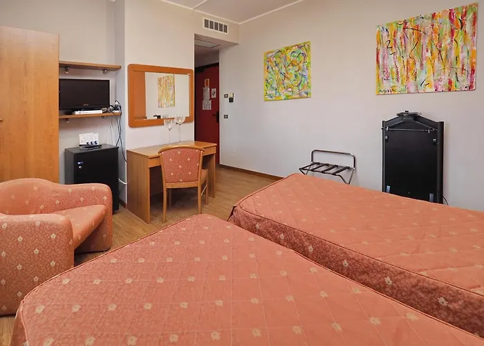 Versailles 3* Colorno