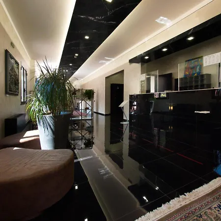 Hotel Versailles 3*