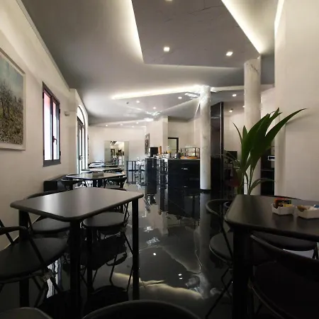 Versailles 3* Colorno